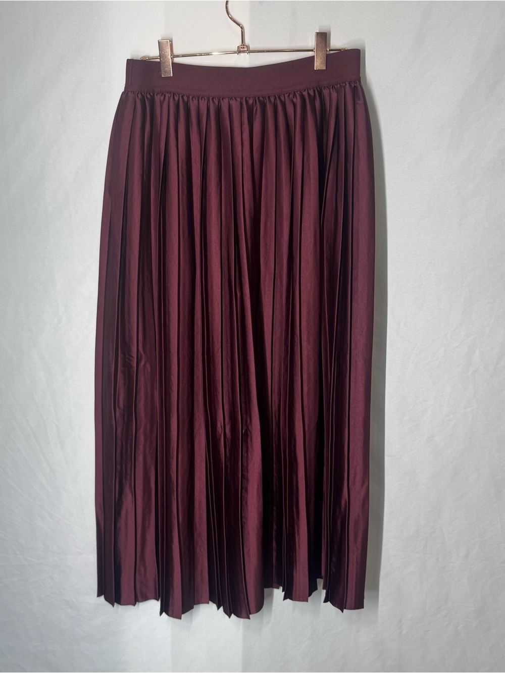 lululemon Satin Pleated Midi Skirt - Picture 3 of 3